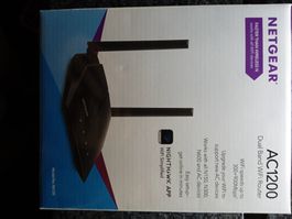 Netgear AC1200 Dual Band Wifi Router