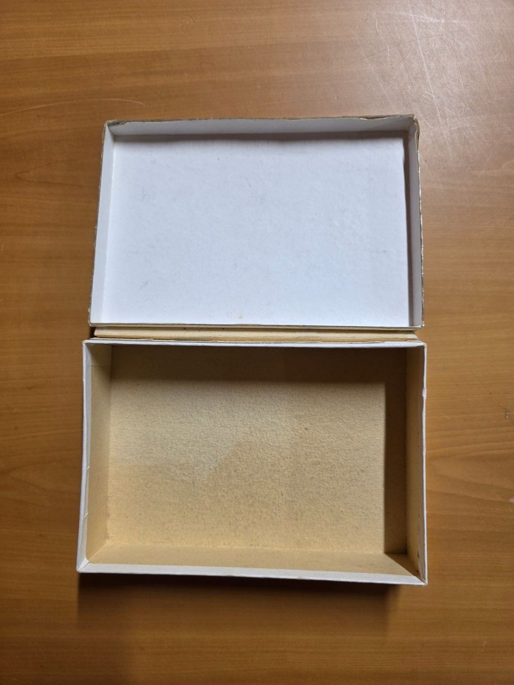 Altri Prodotti per fumatori: Vintage Zigarren Karton Box BLONDE BURGER – Usato da Walterswil BE venduto da Lonitti 2