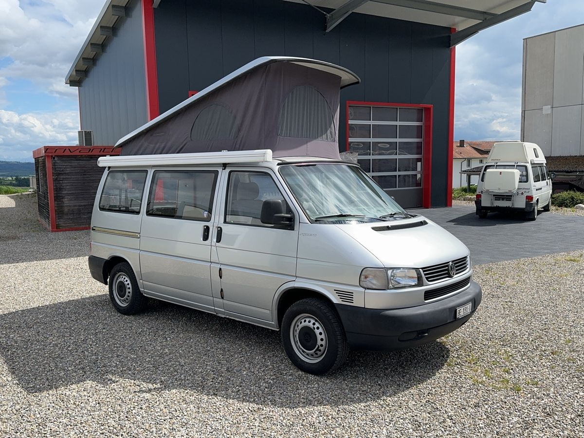 VW Véhicules de camping: VW T4 Syncro Benzin Klima MfK – D'occasion à Täuffelen par auto-neff