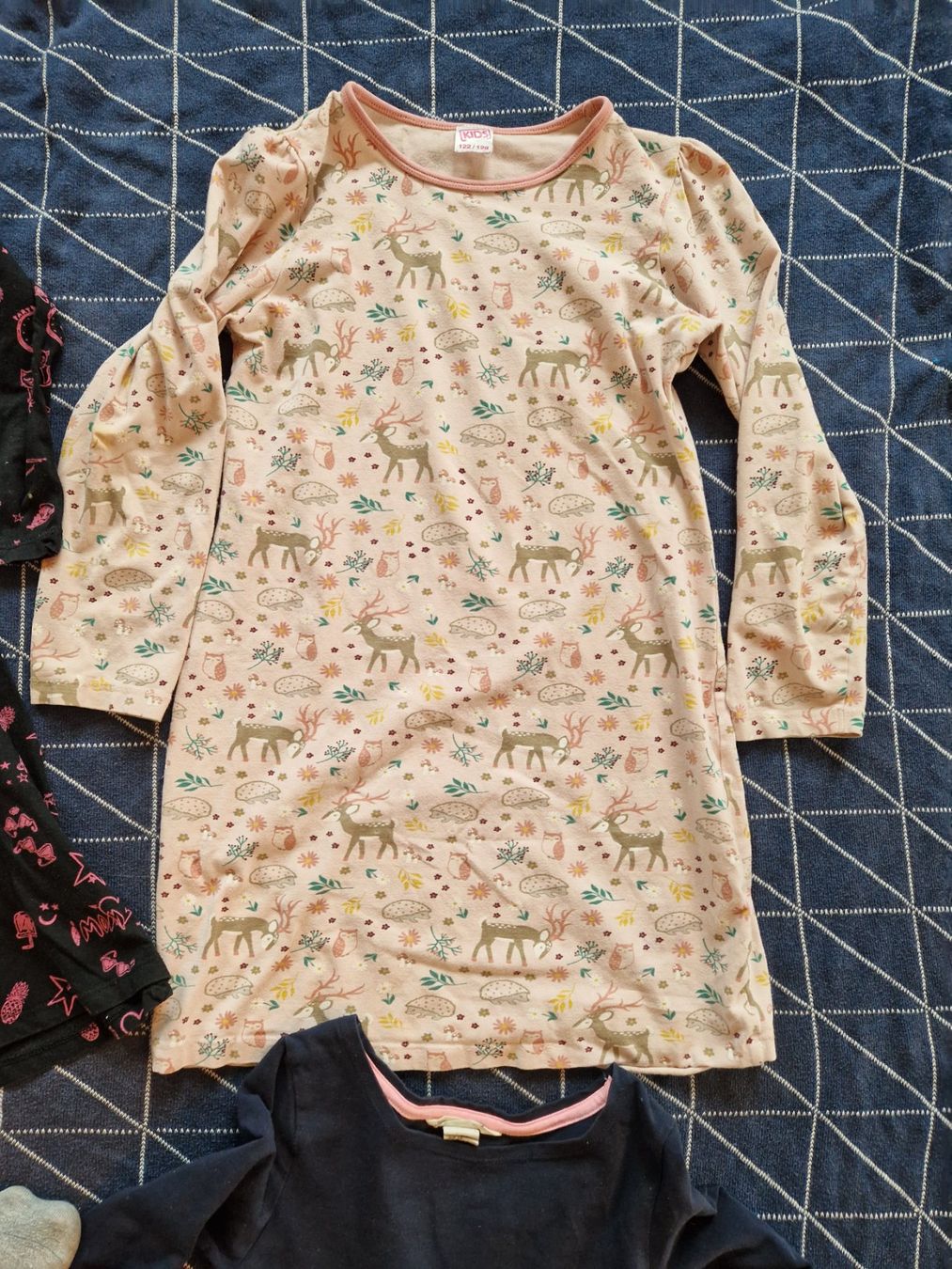 Vestiti & Gonne: Set 4x Kleid langarm 122/128 – Usato da MUEHLAU venduto da ibo_5c7d 3