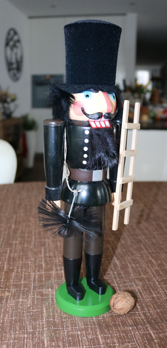 Statuette: Nussknacker "Schornsteinfeger" Original Erzgebirge – Nuovo e nell'imballaggio originale da Frick venduto da Beni58 3