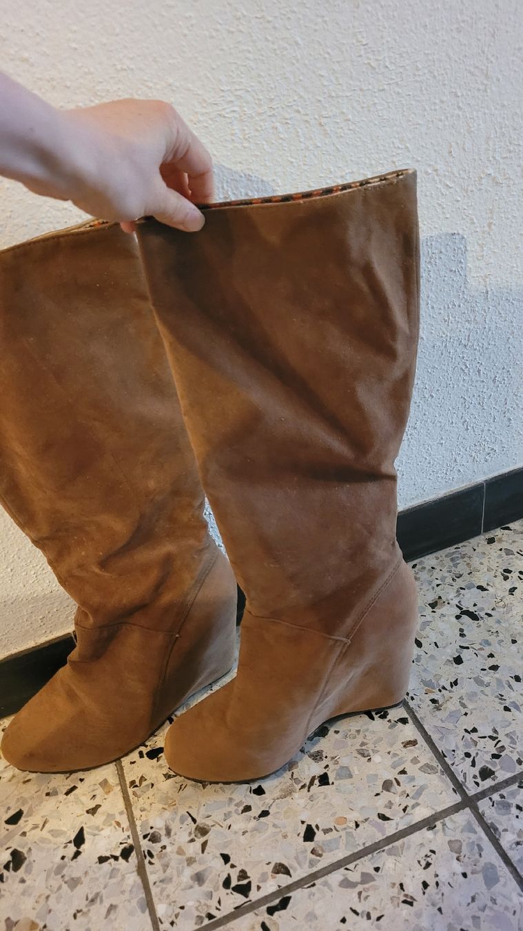 Scarpe da donna: Damen Stiefel Braun Keilabsatz Grösse 38 – Usato da Brugg AG venduto da Ela_Obi 1