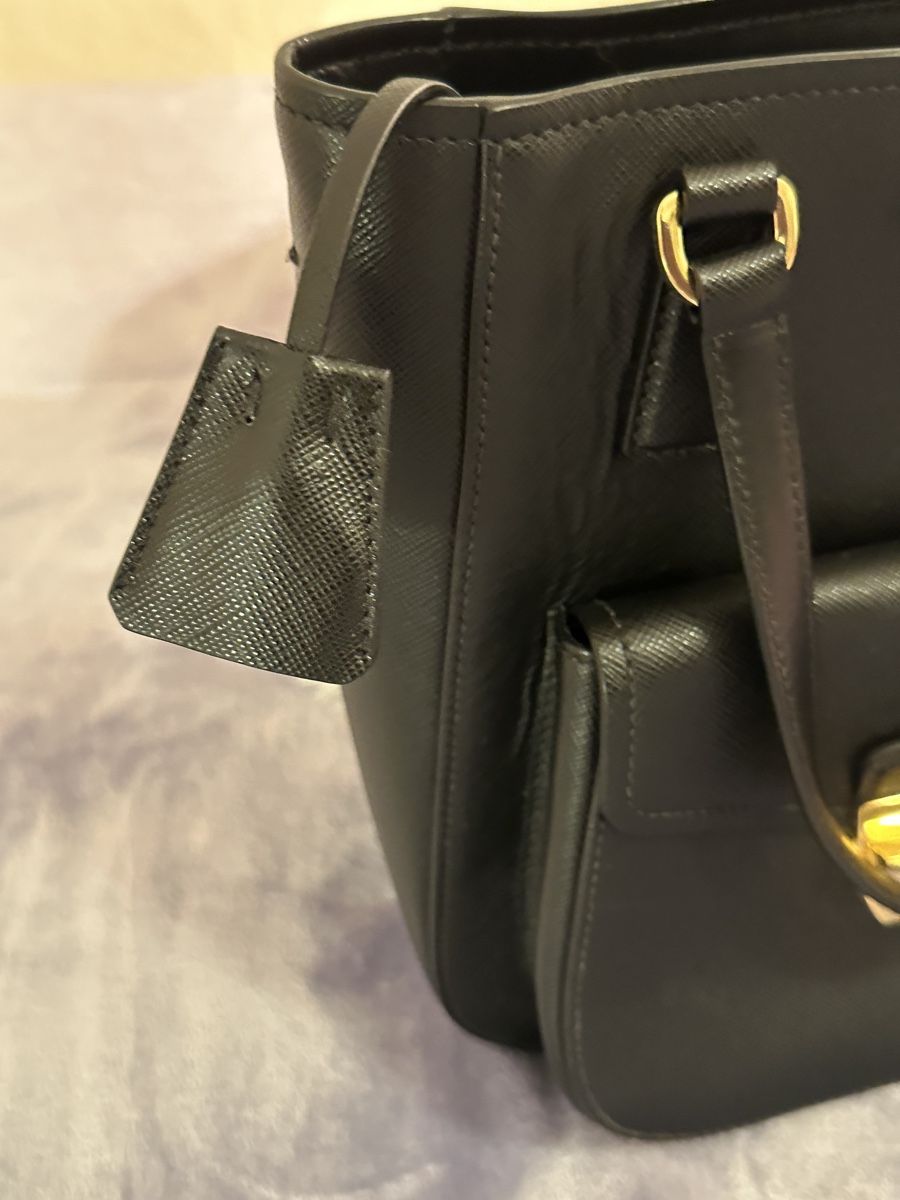 Prada Borse da donna: Schicke Prada Handtasche, schwarz - ein echter Hingucker! – Nuovo (secondo la descrizione) da Burgdorf venduto da menina04 5