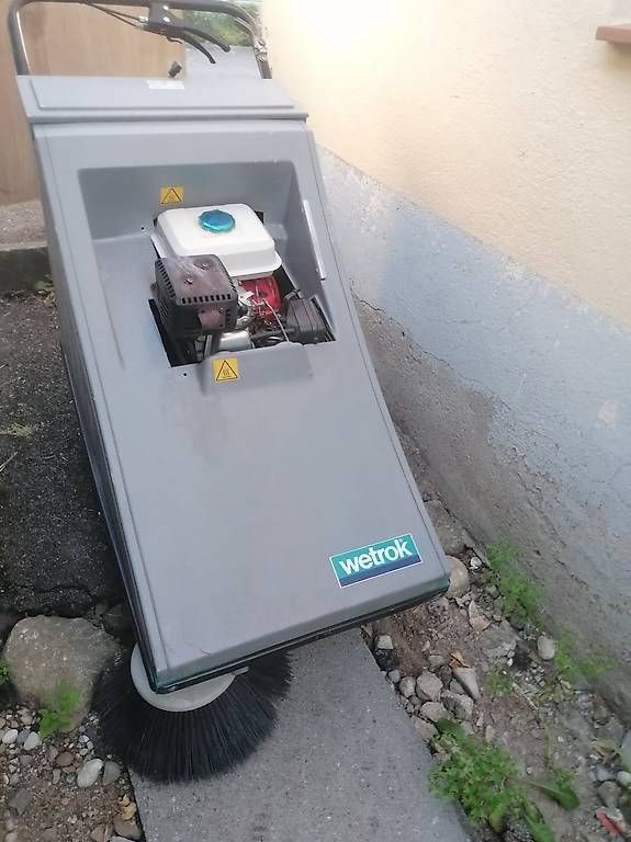 Wetrok Tutte le macchine: Kahrmaschine. Wertrok. Karcher – Usato da Merenschwand venduto da Top-top 1