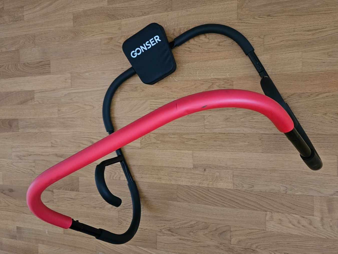 Gonser Hometrainer: Bauchtrainer AB Roller schwarz / rot - guter Zustand – Usato da Bonstetten venduto da Lui_LND