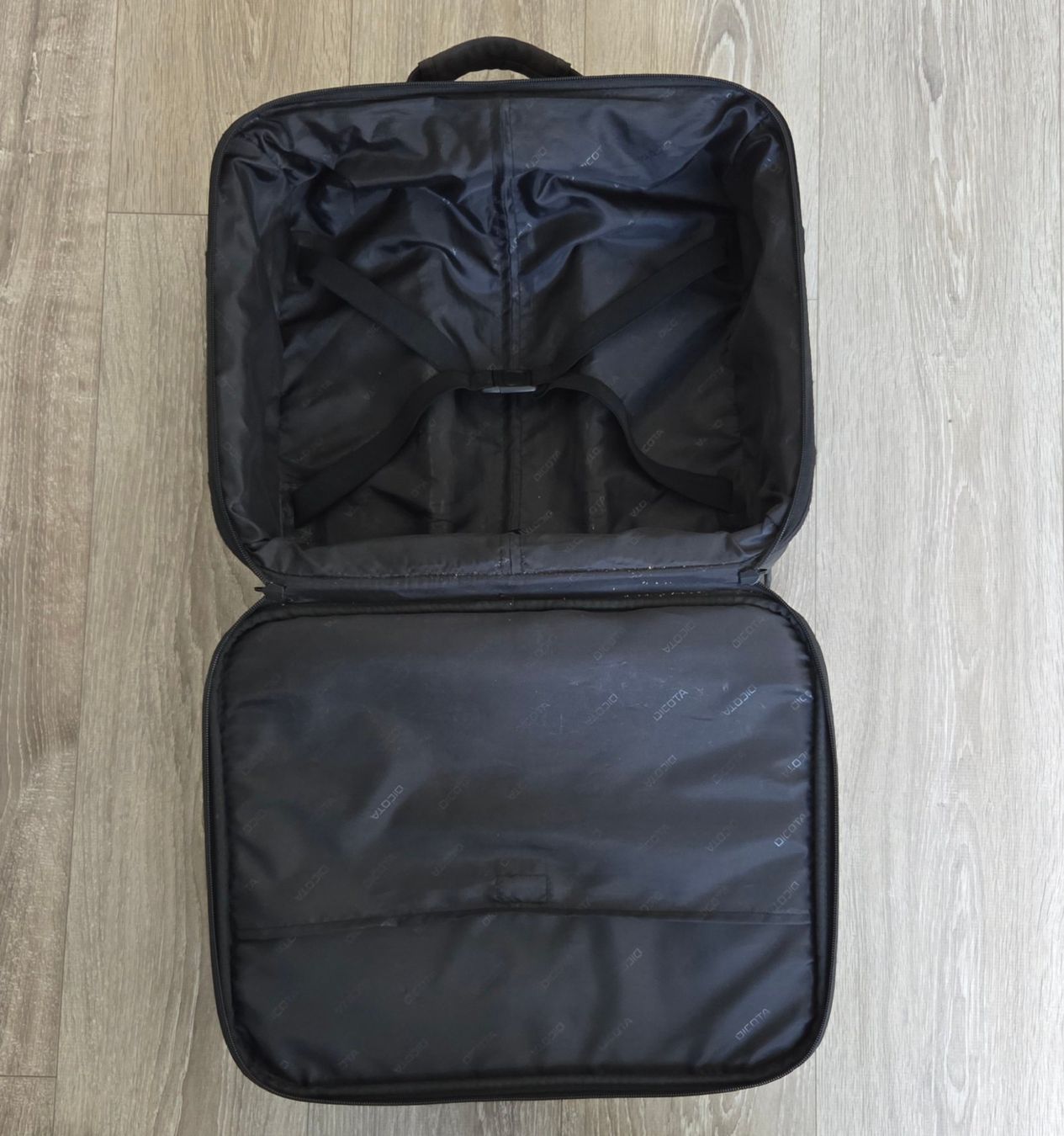Valigie & Borse: DICOTA Notebook-Rollkoffer Eco Multi Roller – Usato da Trimbach venduto da simple7 5