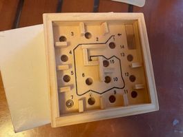 Kinder Kugel Labyrinth NEU ca. 10x10cm