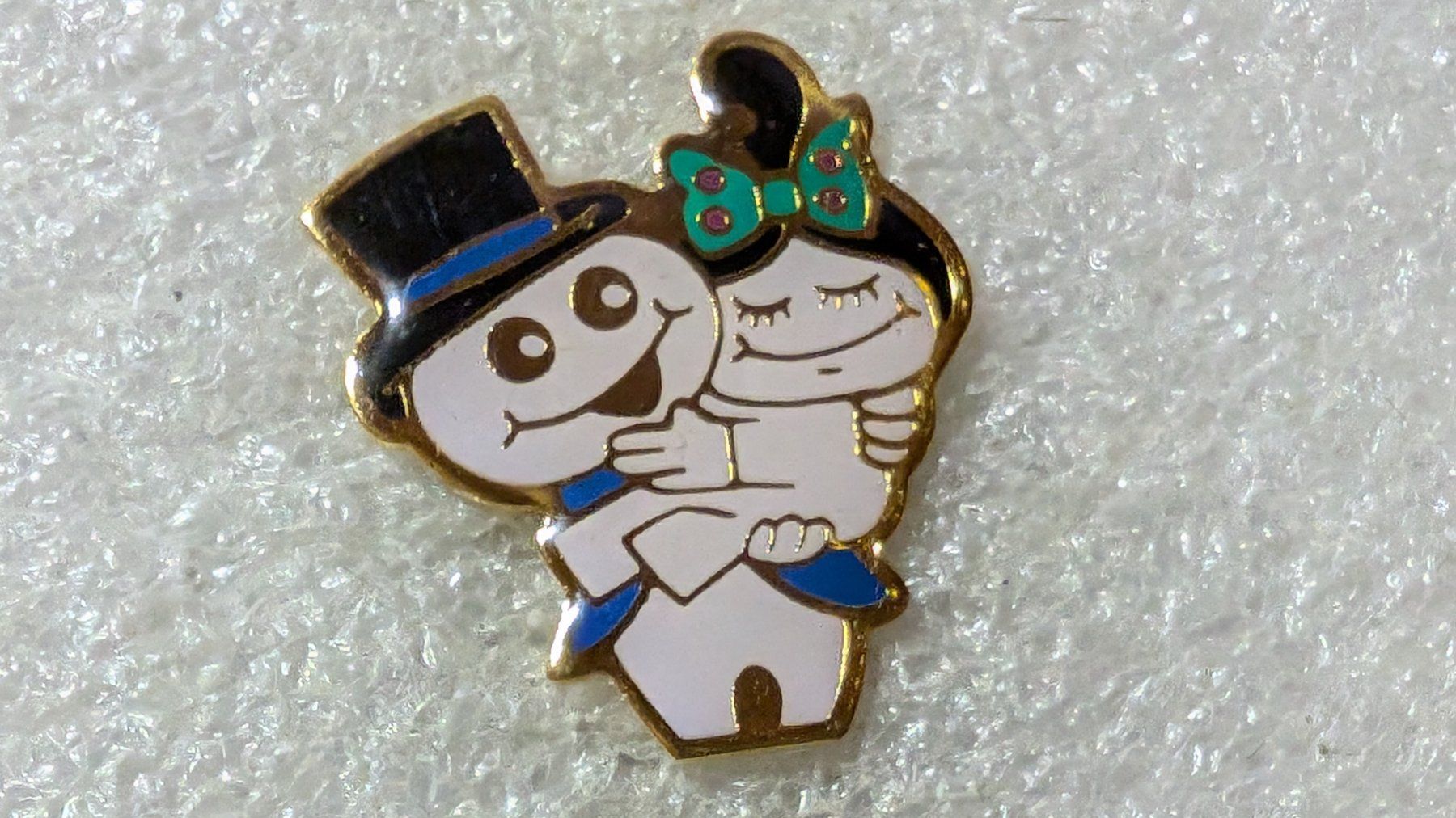 Placchette & Badge: Ansteckpin 218: Maga Bio – Usato da Oppligen venduto da Pin-Fall-Shop