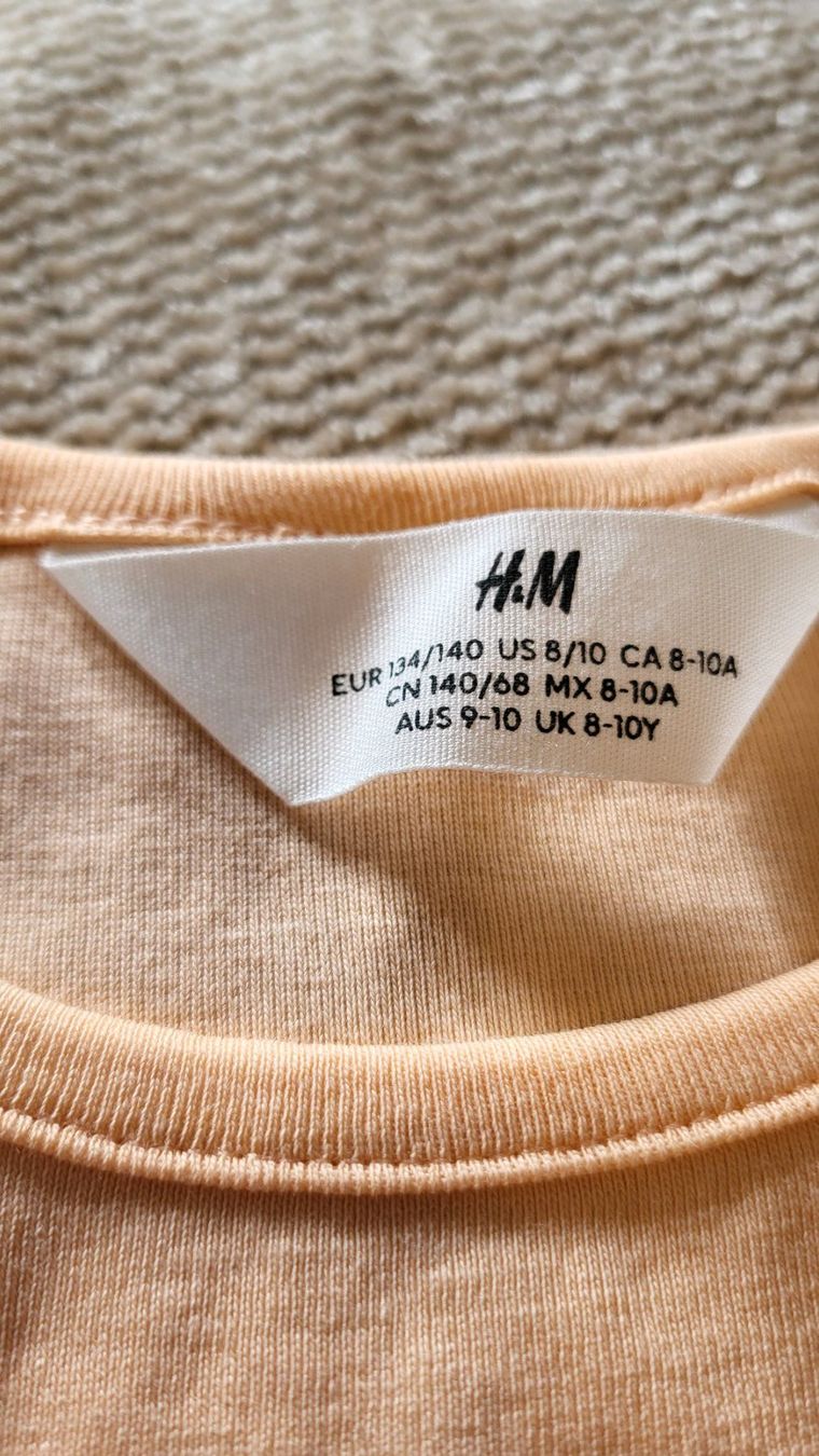 H&M Camicette, T-shirt & Top: Mädchen Shirts 2 Stück Gr. 134/140 – Usato da Winterthur venduto da cbe_5ph7 2