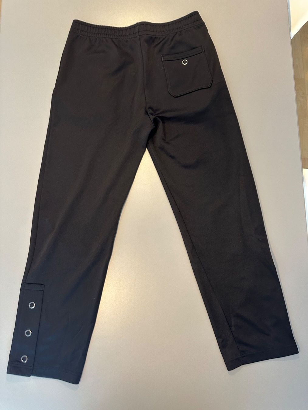 Acne Studios Pantaloni: Acne Studios Hose schwarz, Grösse M – Usato da Bonstetten venduto da Goodbuy1 3