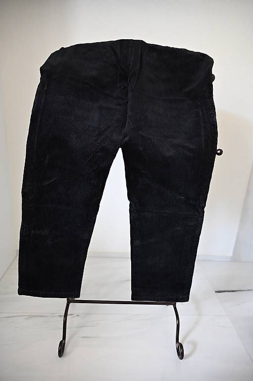 Zara Pantaloni: Zara Cord-Hose Grösse 33 – Usato da Laupersdorf venduto da noah.bruttel 1