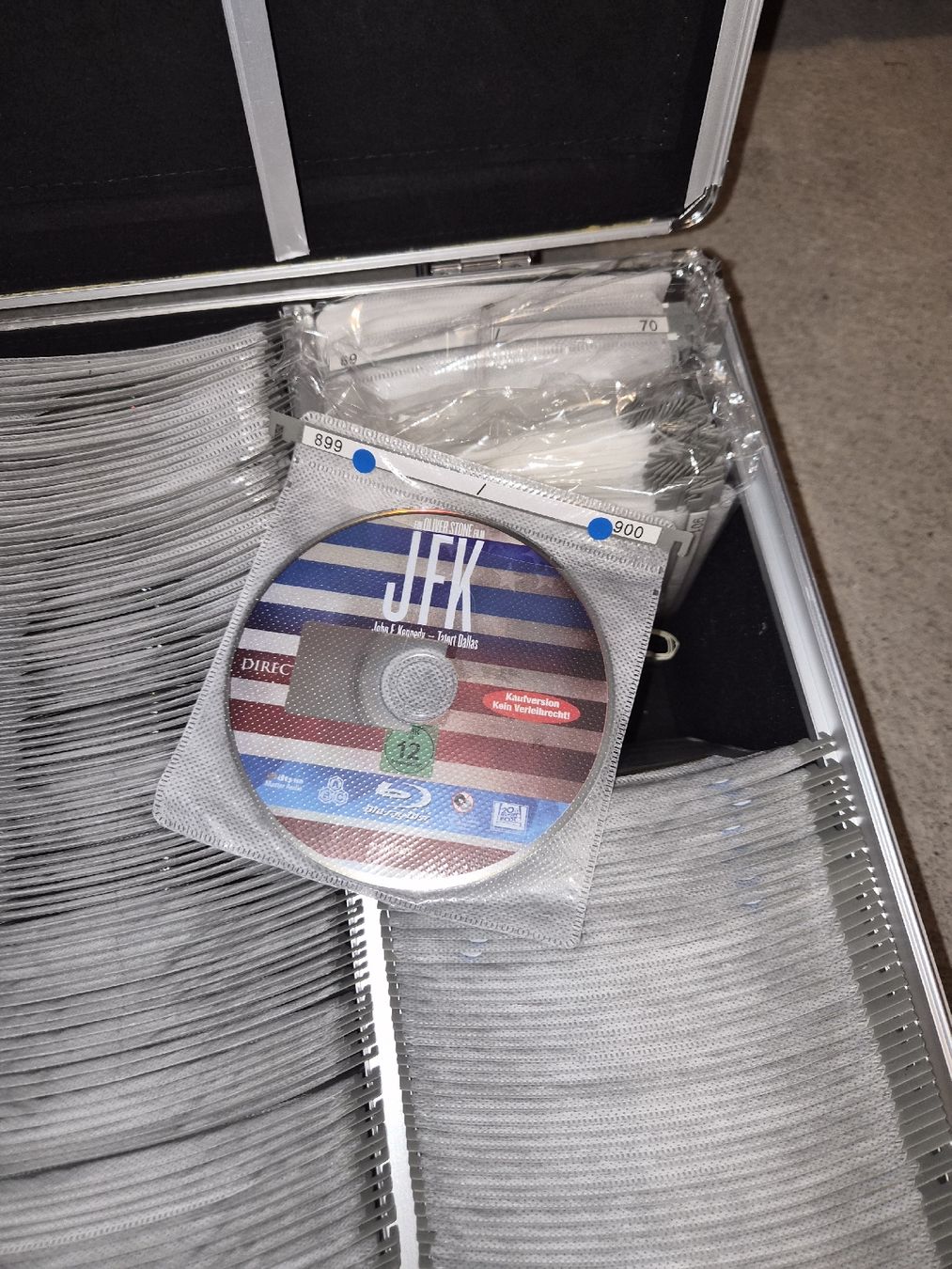 Tutti i DVDs: 900 DVD Bluray Sammlung mit Liste – Usato da Dottikon venduto da Egofall 1