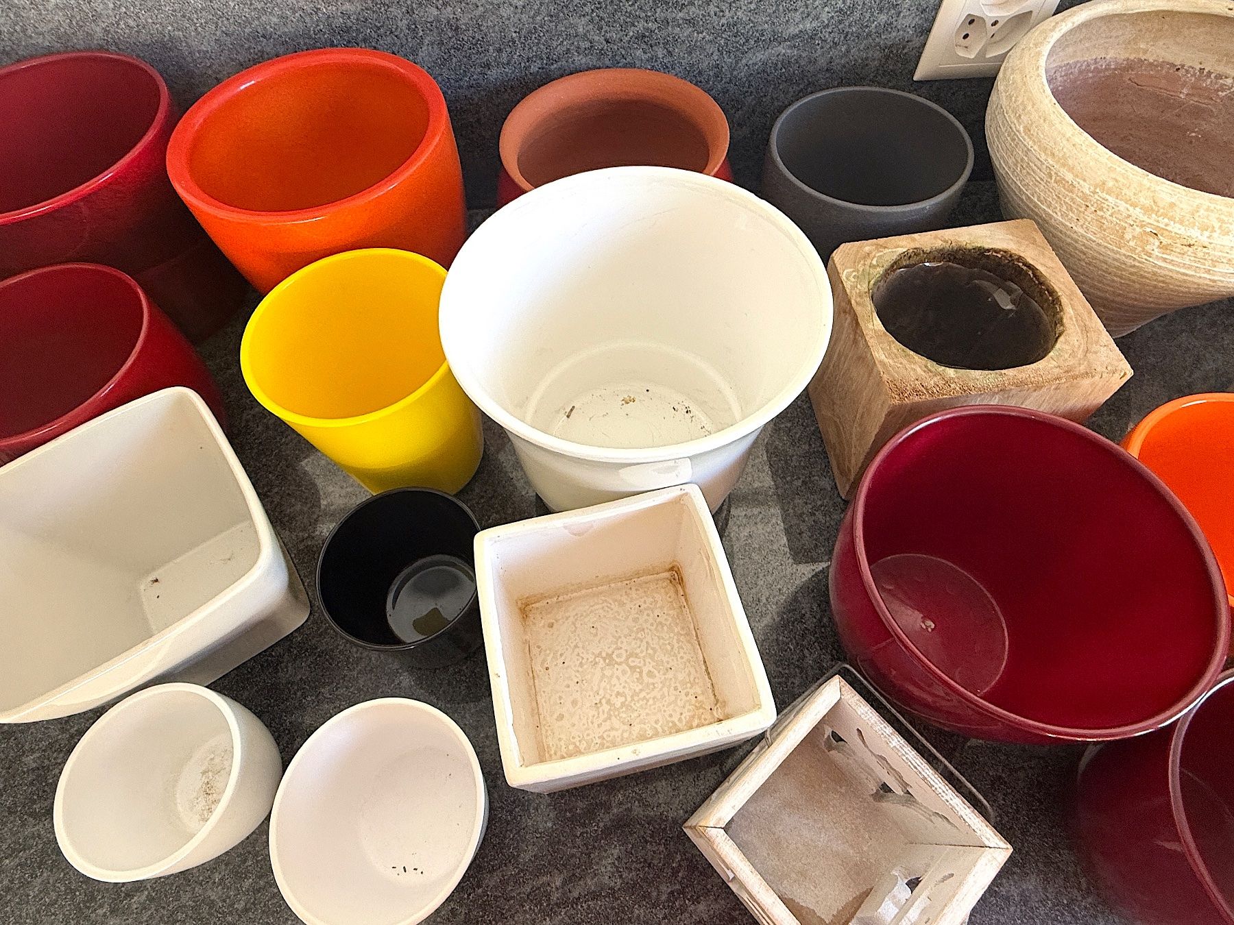 Vasi per fiori: 26 cache pots diverse tailles+ material + formes – Nuovo (secondo la descrizione) da Veyrier venduto da Szurkemaci 2