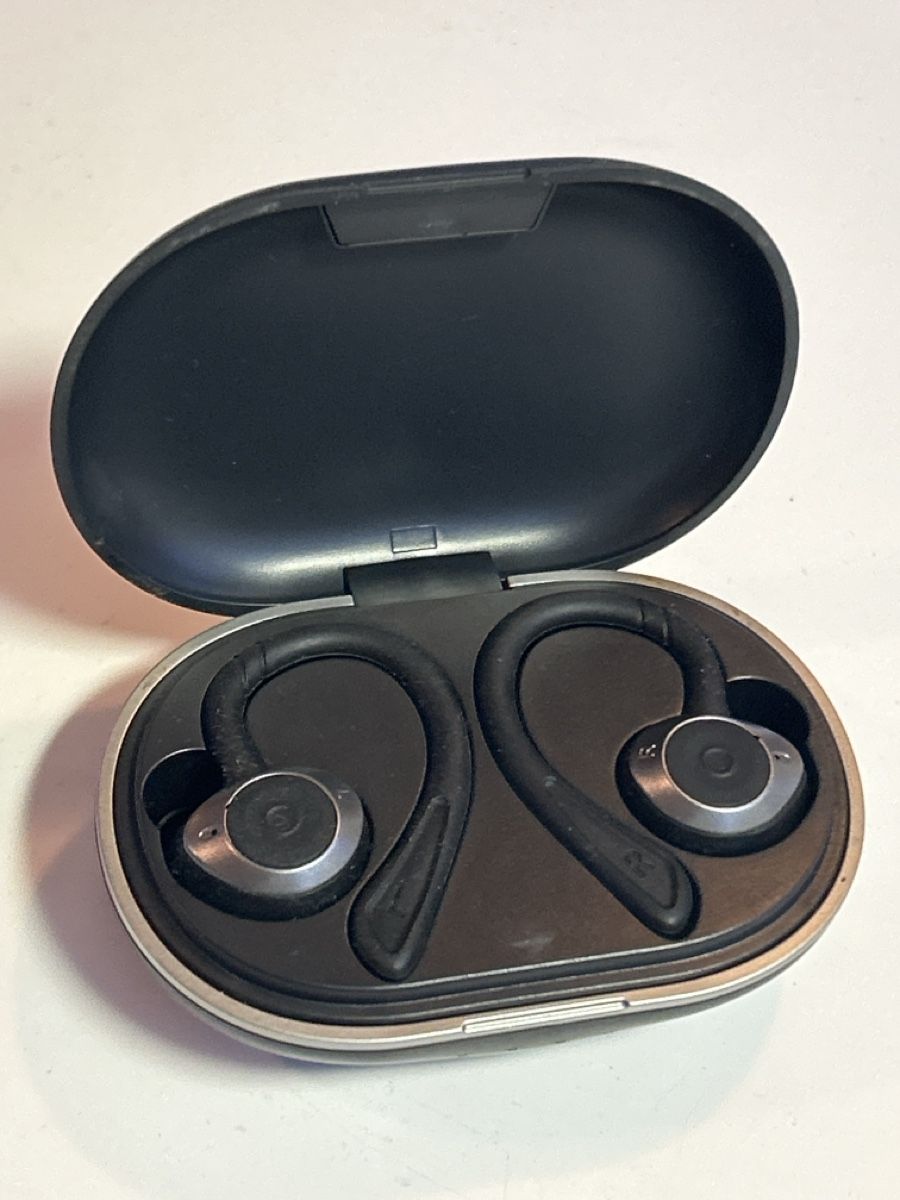 Kopfhörer: In-Ear Kopfhörer Comiso E6 mit Ladecase schwarz (2S3) – Gebraucht aus Neuenhof von 123-Allerlei