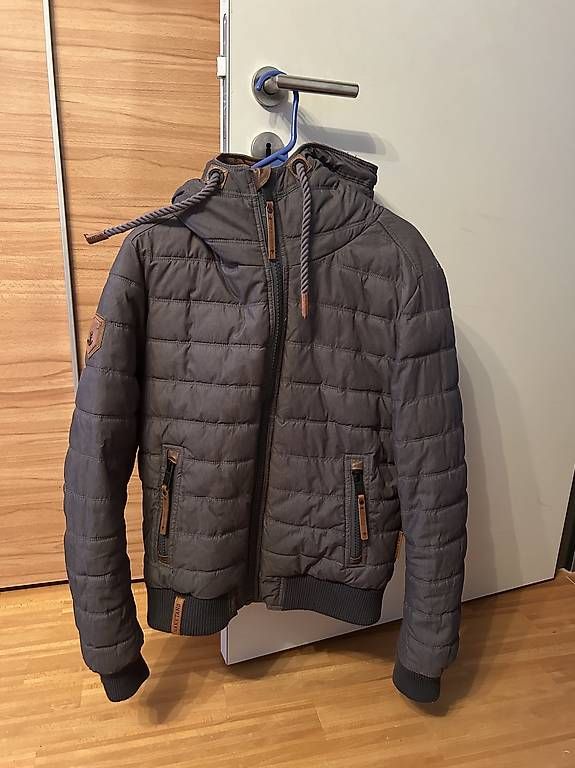Jacken: Winterjacke Naketano Grösse M – Gebraucht aus Gams von Nici23456