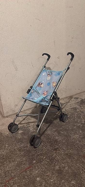 Voitures de poupées: Puppenwagen – D'occasion à Basel par TineDittmar