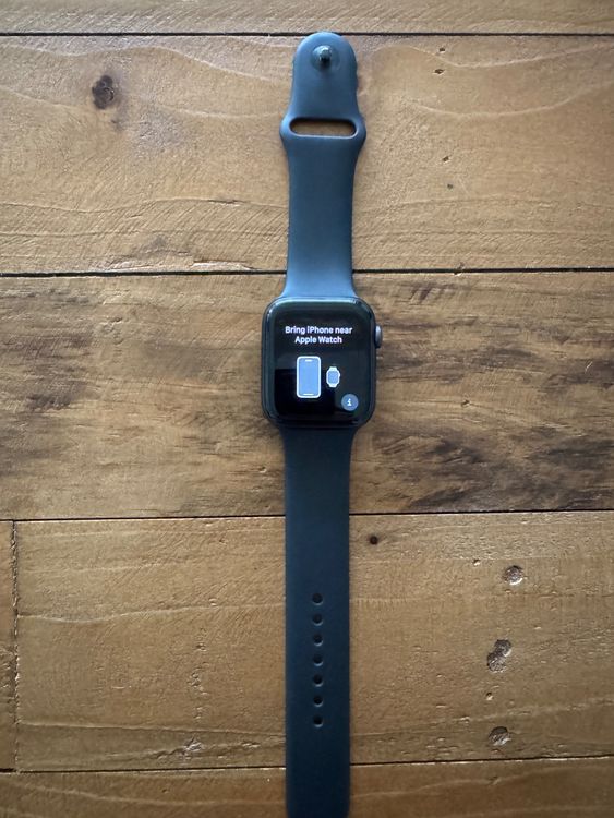 Apple Smartwatch: Apple Watch Series 5 44mm – D'occasion à Belp par Kevin.02