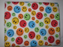 Baumwollstoff weiss mit bunten Smileys
