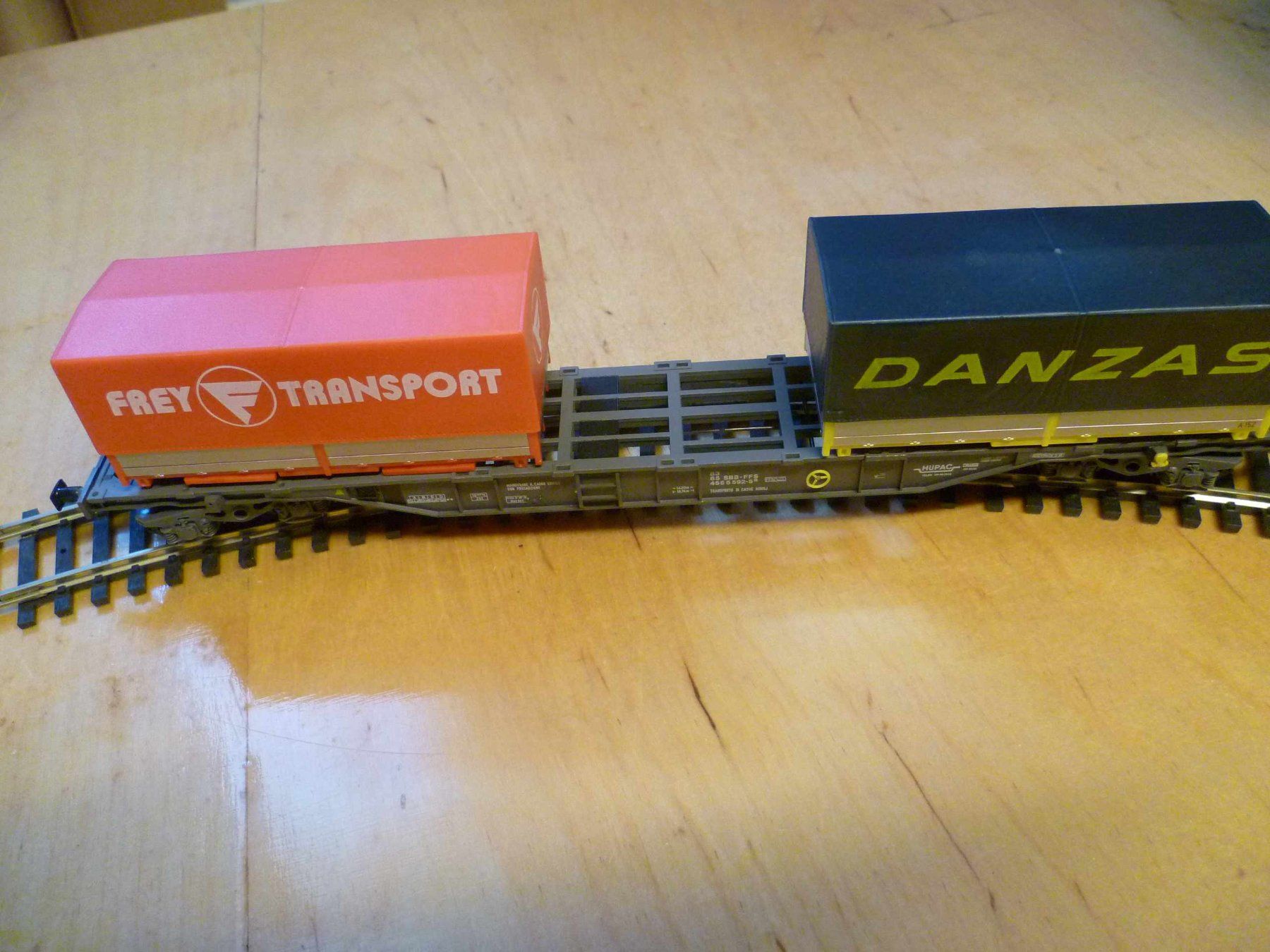 Modellini di ferrovie: SBB Containerwagen H0 DC – Usato da Rickenbach BL venduto da umro11