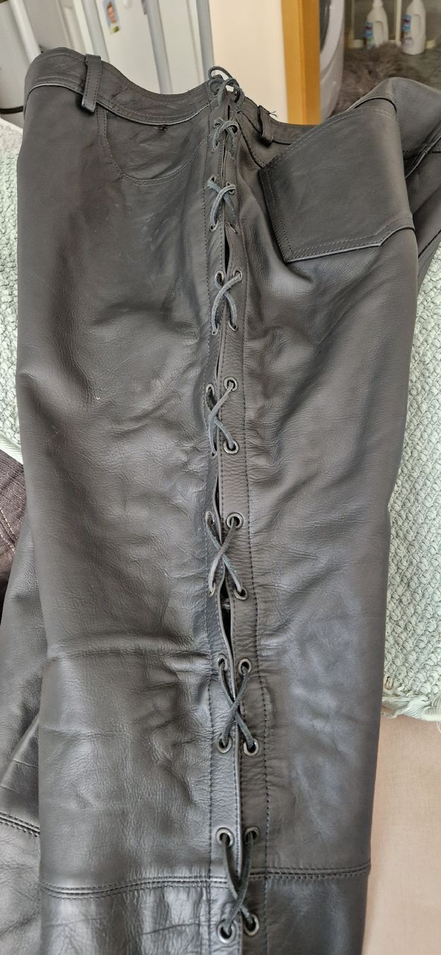 Pantaloni: Motorrad Lederhose – Nuovo (secondo la descrizione) da Zeihen venduto da eve_5qtz 1