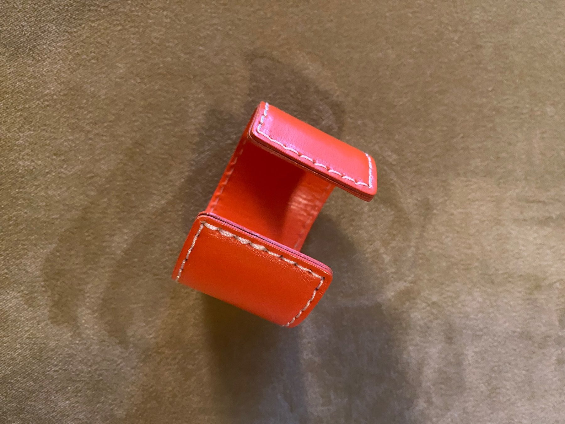 Bracciali & Braccialetti: Bracelet cuir rouge – Usato da St-Blaise venduto da NSUTT1953 1