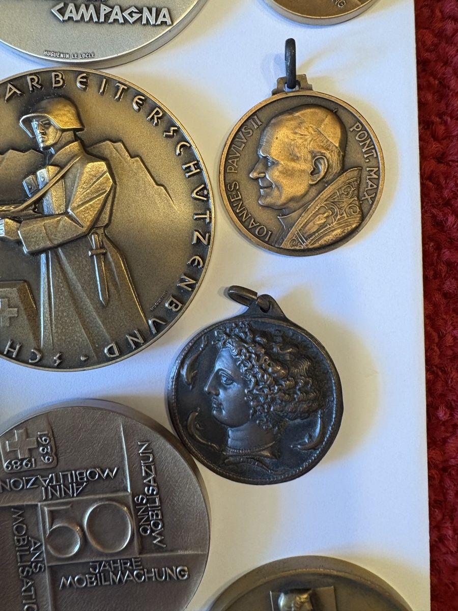 Medaglie: Medaille und 2 Anhänger  – Usato da Murten venduto da Tzaugg 1