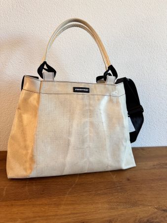 Freitag F551 Sally
