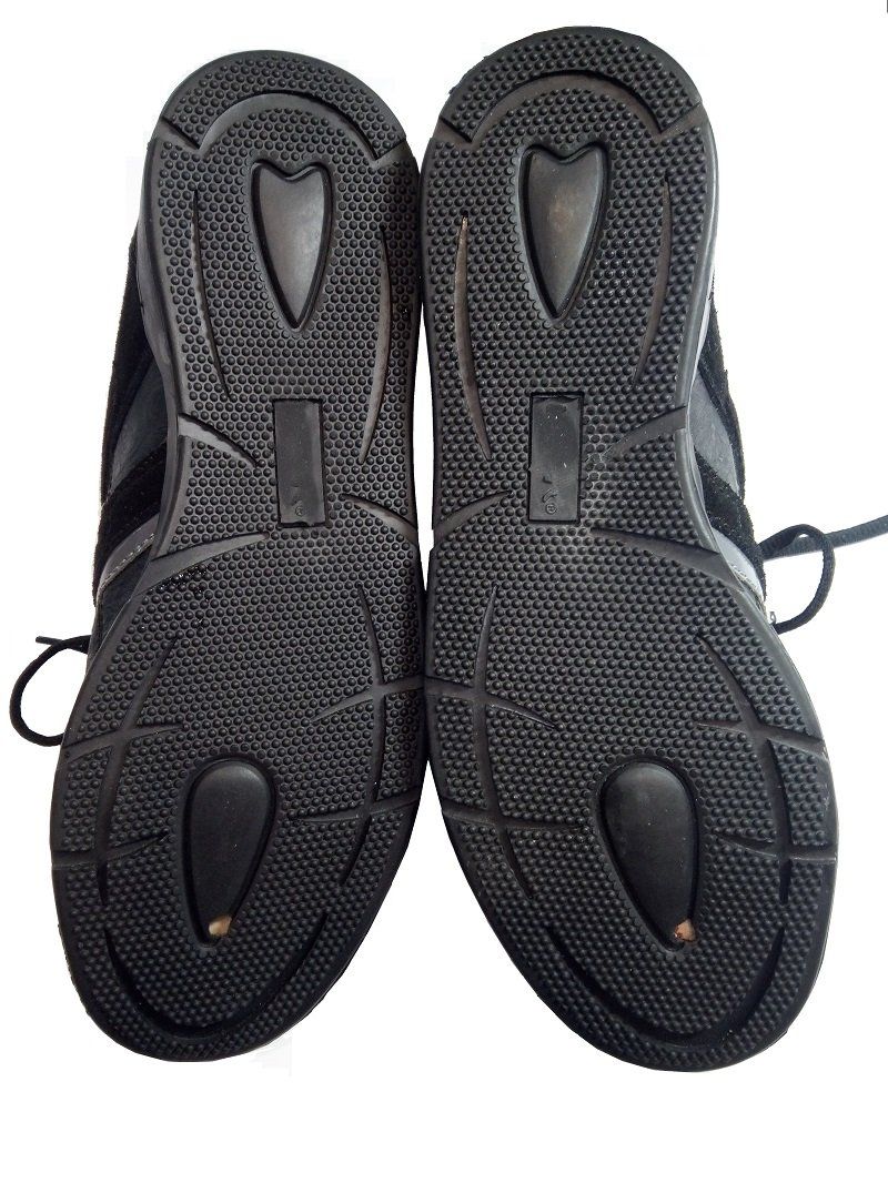 Scarpe da uomo: Sneaker schwarz Gr. 42 – Usato da Werdenberg venduto da EXA-Secondhand 2