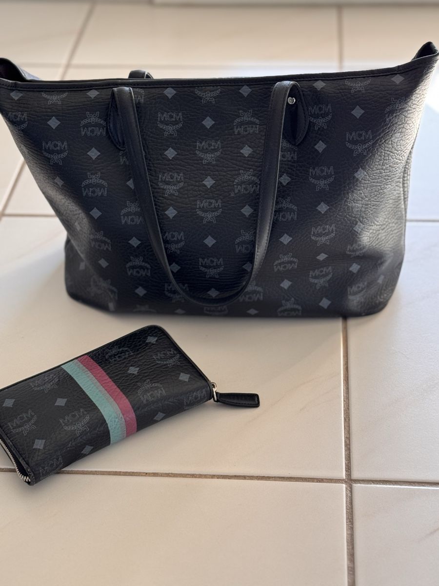 Mcm Sacs femmes: MCM Tasche mit Portmonee – D'occasion à Besenbüren par susanna33 1