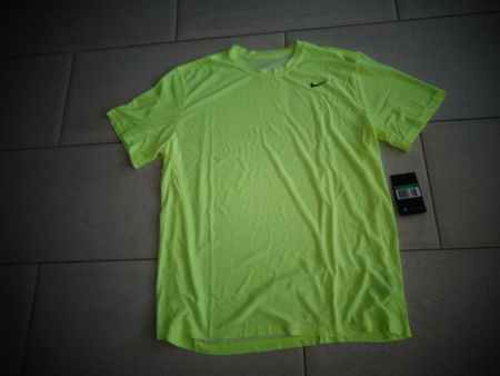 NIKE SPORT T-SHIRT GR.XL NEU