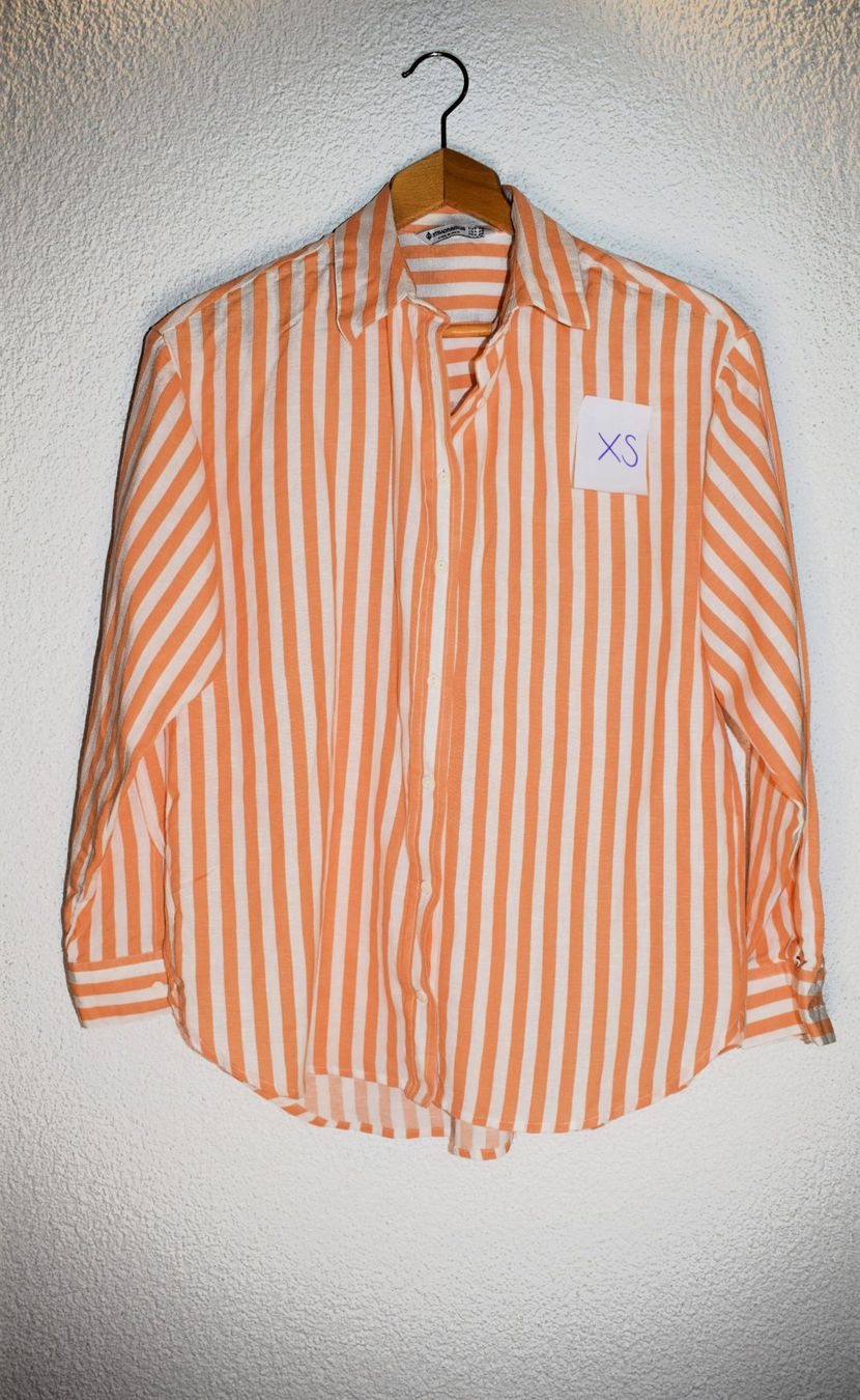 Stradivarius Camicette: Orange gestreiftes Hemd, Gr. XS – Usato da Merenschwand venduto da tolles_2hand