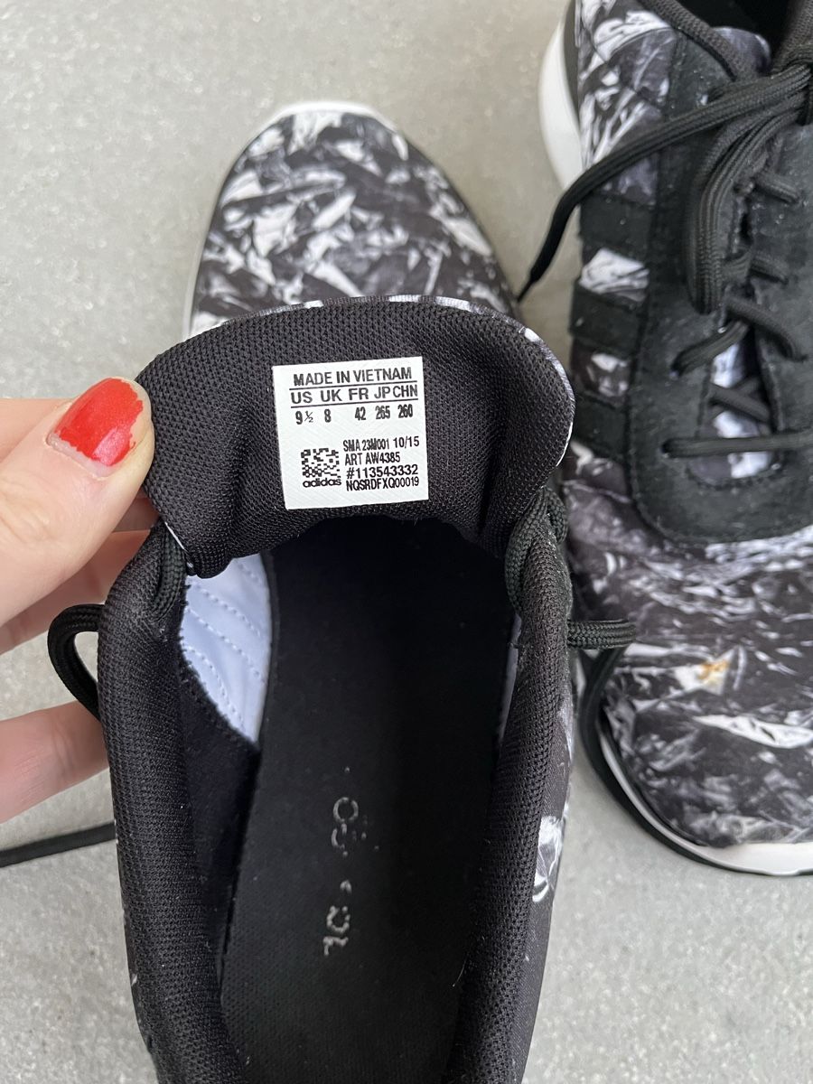 Scarpe da uomo: Chaussures Adidas – Usato da Lutry venduto da meg_pk9l 2