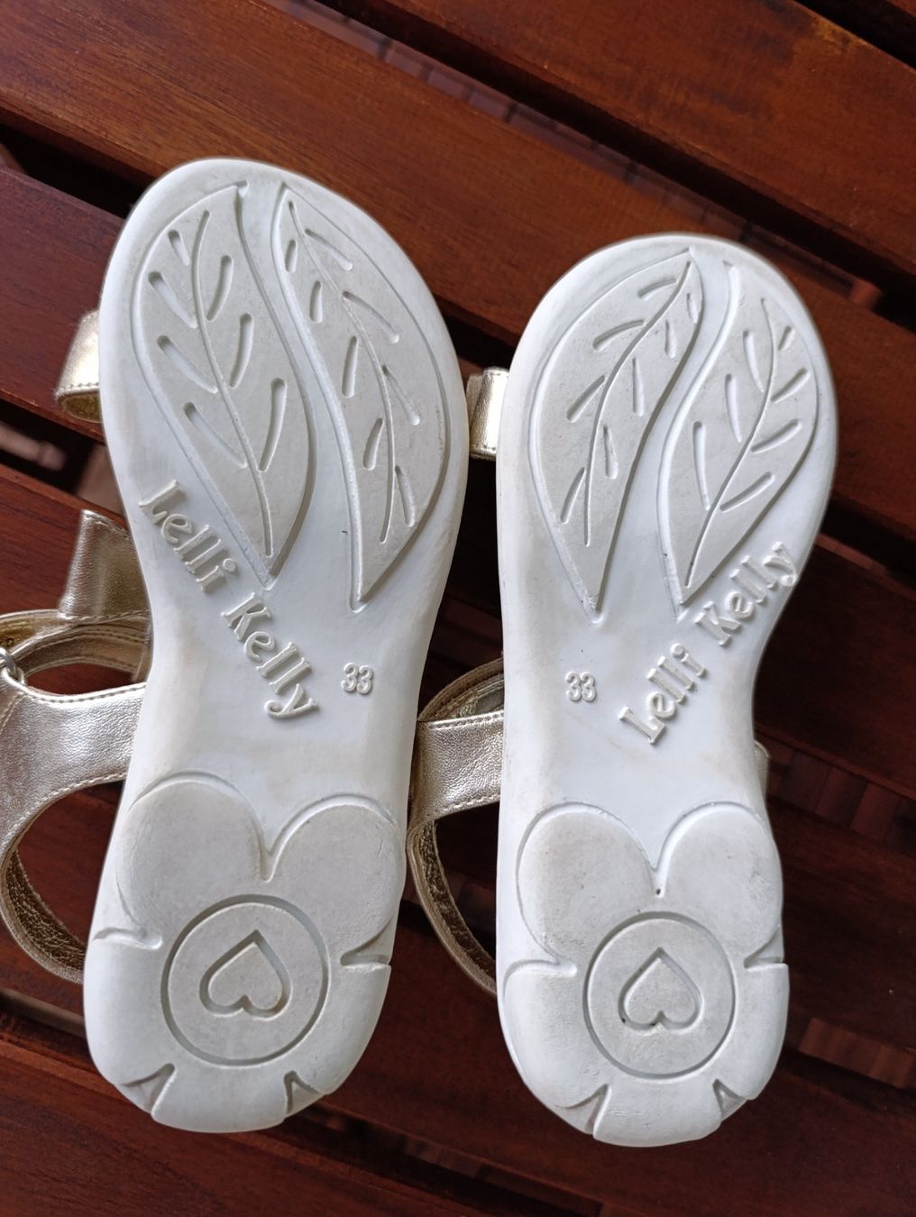 Scarpe per ragazze: Mädchen Leder Sandalen, Gr. 33 – Nuovo (secondo la descrizione) da Zürich venduto da mir_2kjl 5