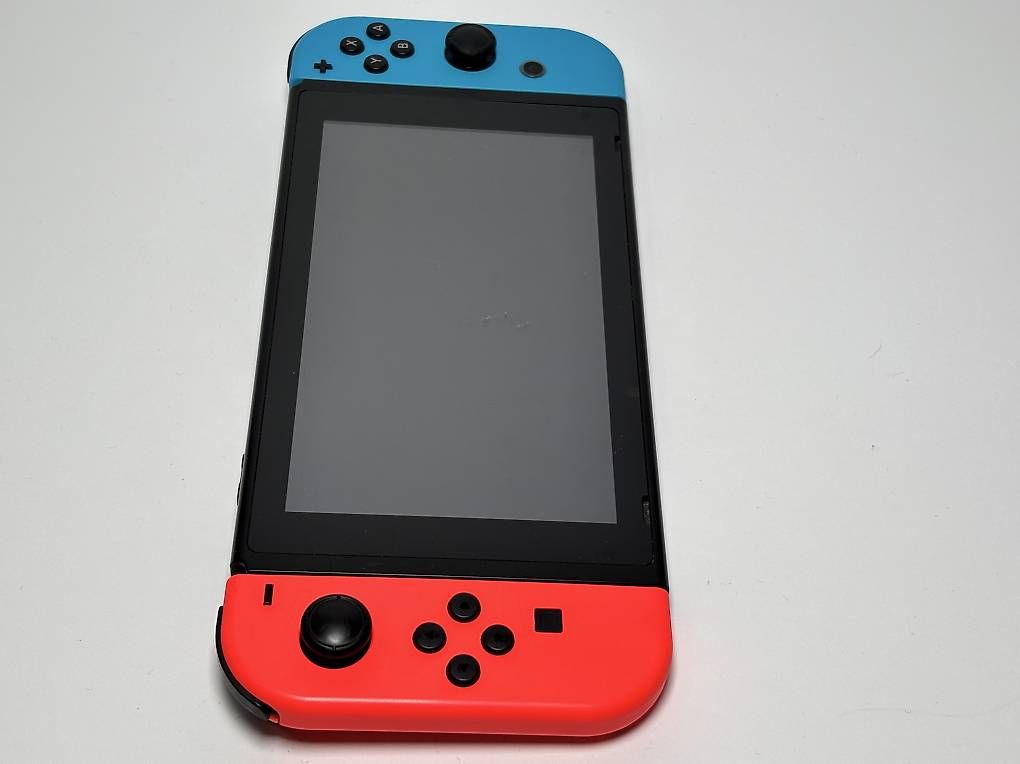 Nintendo Consoles: Nintendo Switch Console | Perfettamente funzionante – D'occasion à Gordola par kar_gy5g 2