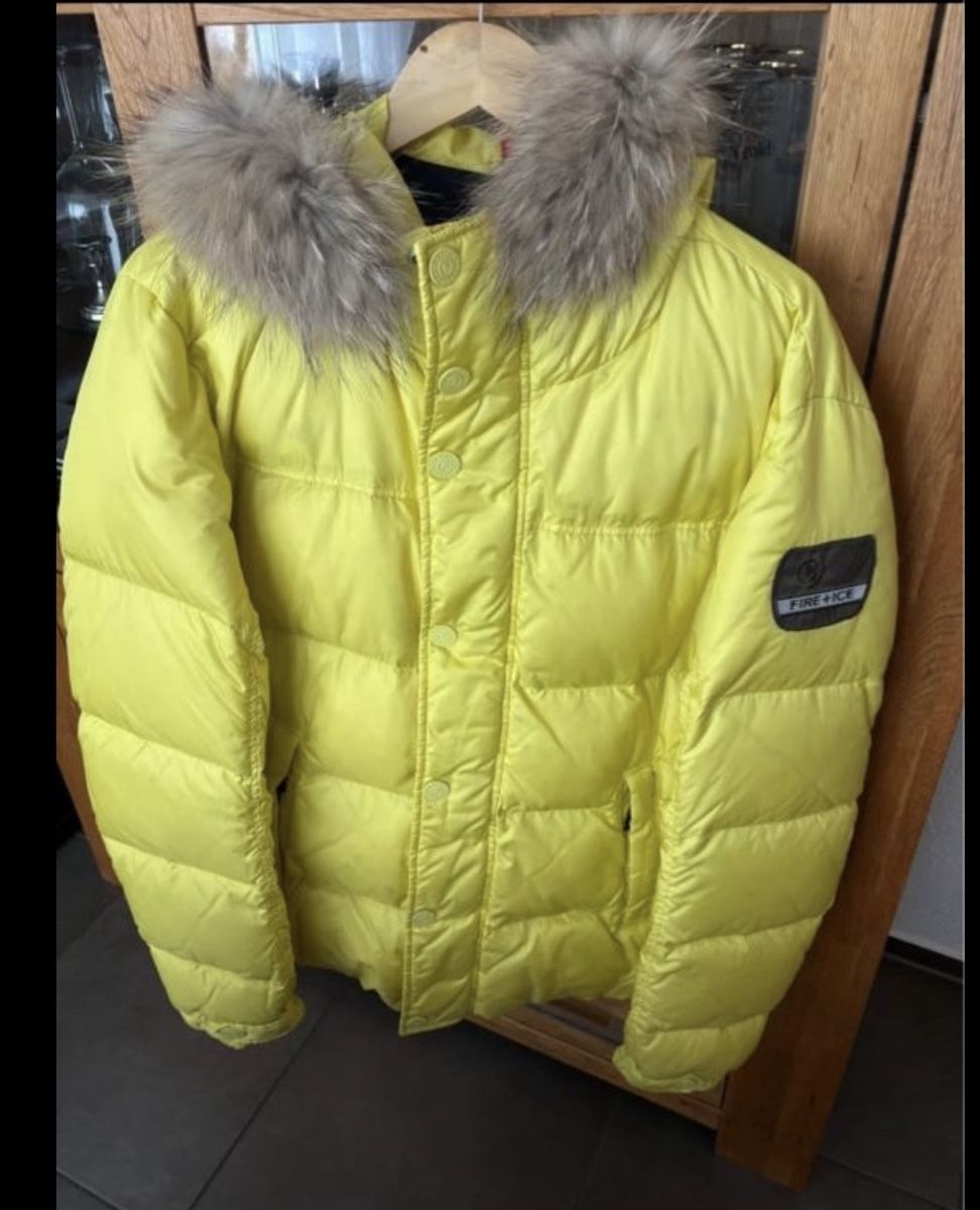 Bogner Giacche: Bogner Jacke mit Pelz M/L – Usato da Zug venduto da Biki72 2