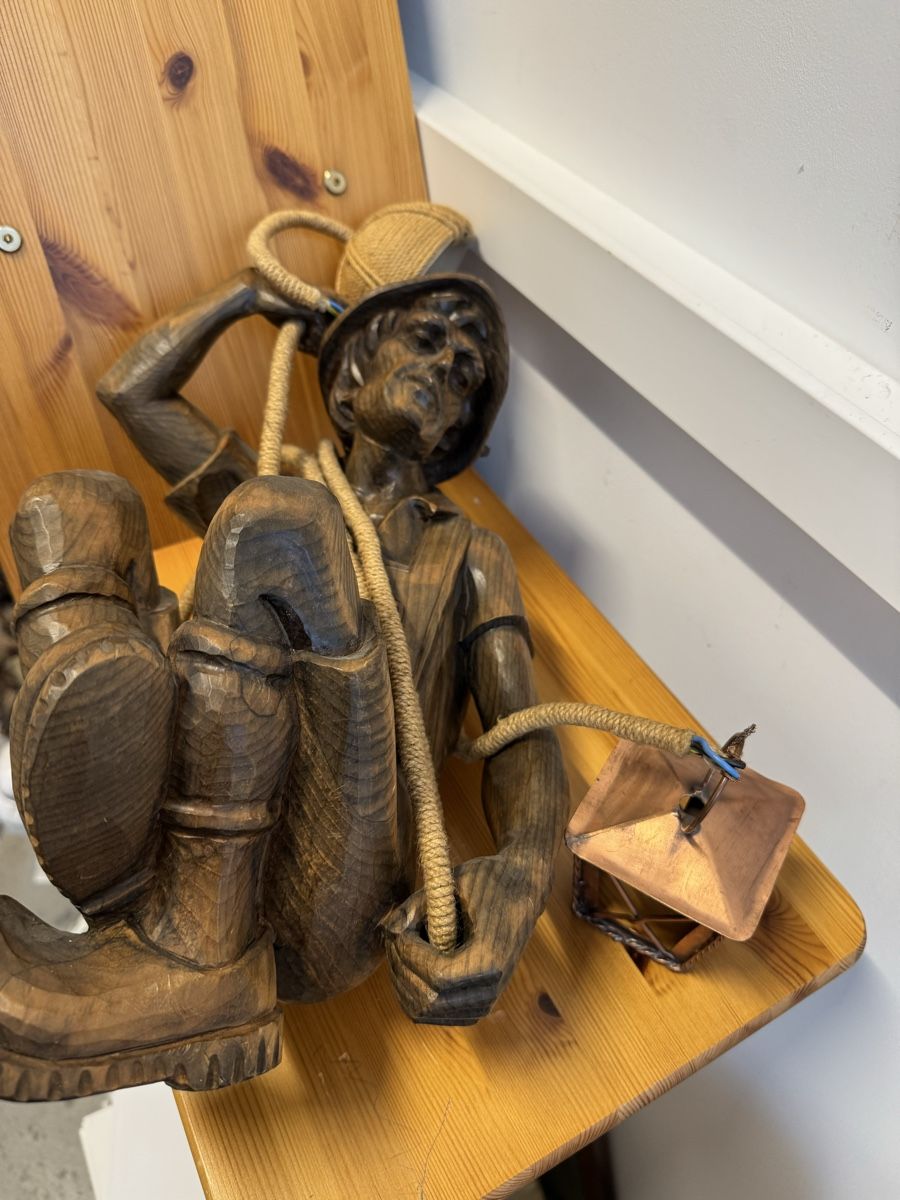 Sculture & Statue: Handgeschnitzte Bergsteiger Skulptur Pendelleuchte – Usato da Morges venduto da SevArt 6