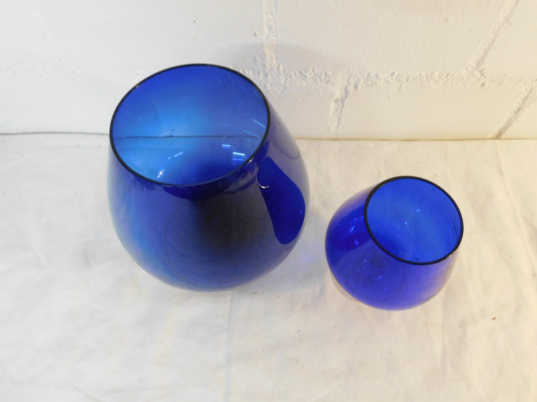 Vasi & Recipienti: 2 Kobaltblaue Glasvasen, Vintage – Usato da sursee venduto da trilli-tralli 1