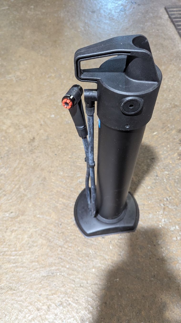 Pompe: Tubeless-Kompressor Pro – Usato da Häusernmoos venduto da LaZul
