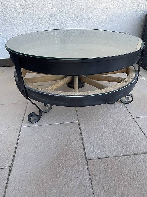 Tavoli: Tisch aus Wagenrad – Usato da Schwyz venduto da cla_md9r 3