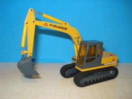 FURUKAWA 625 E Raupenbagger