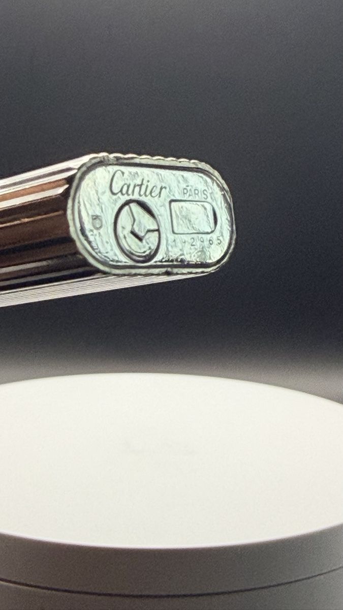 Cartier Accendini: Briquet must de Cartier – Usato da Onex venduto da Blessup 6