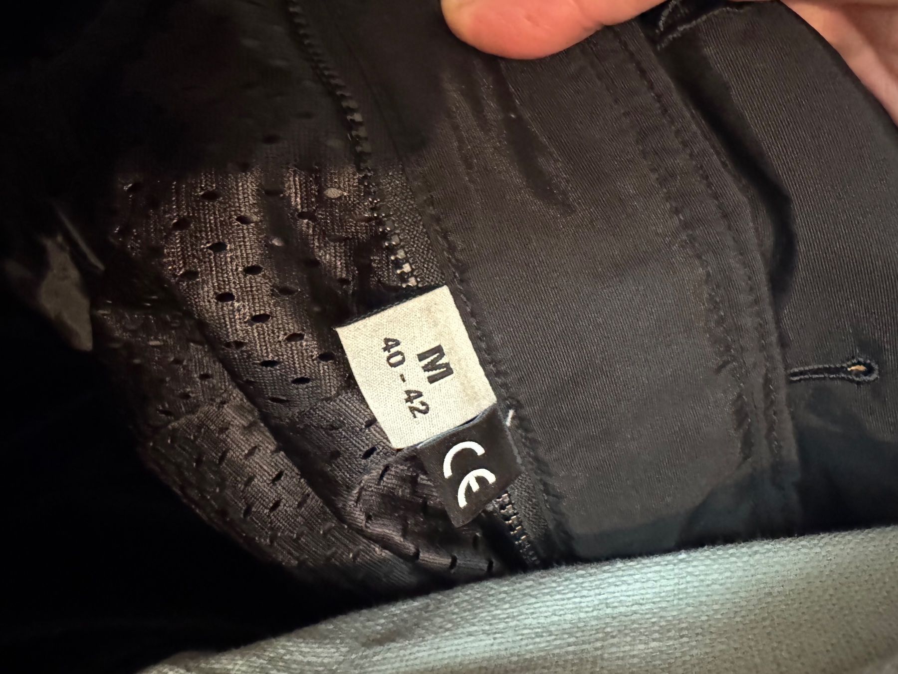 Completi & Tailleur: Motorradanzug DRIVE Damen schwarz/rot – Nuovo (secondo la descrizione) da St. Gallen venduto da syna_99 8