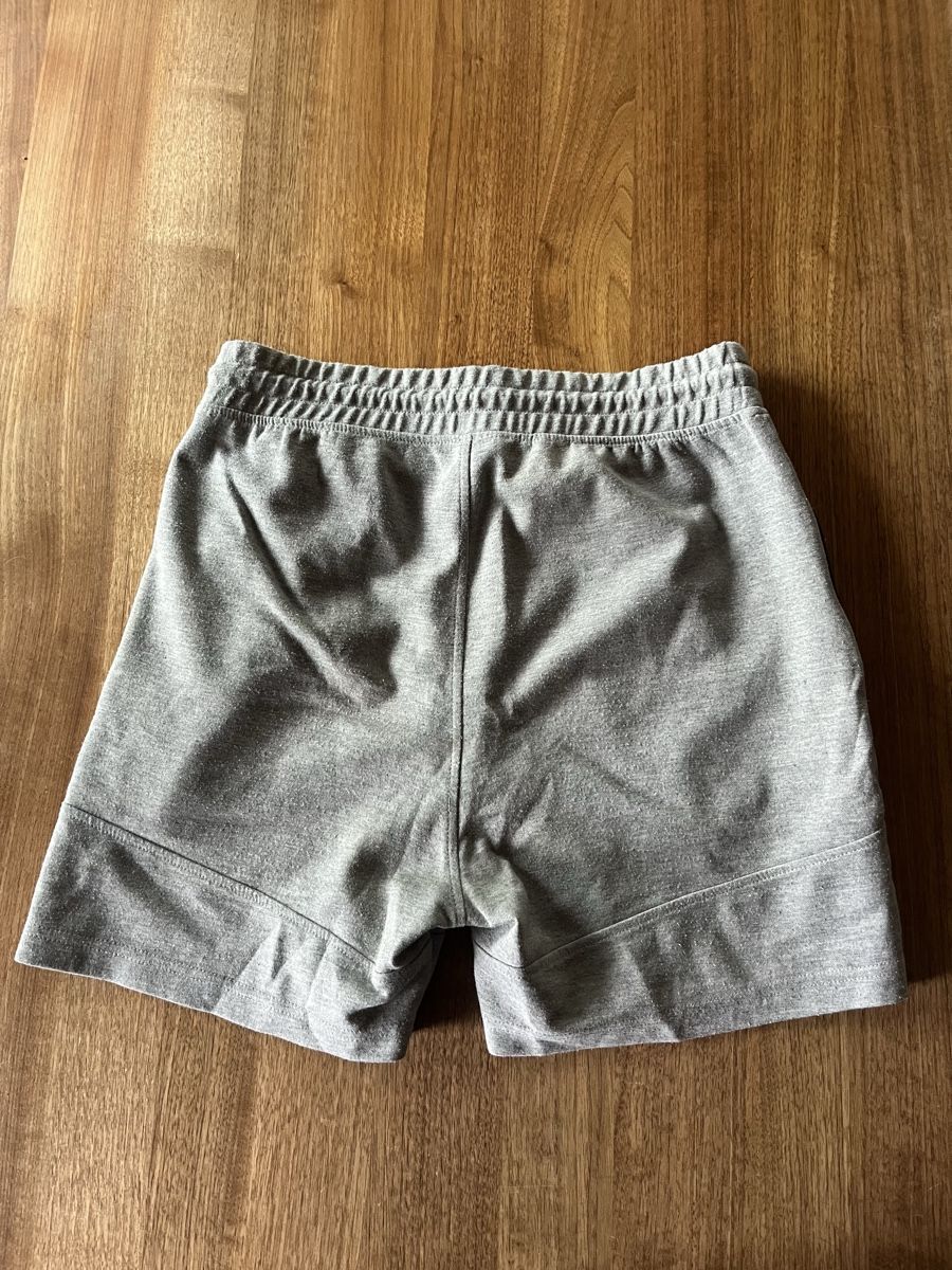 Jack & Jones Pantaloni: Jack&Jones Shorts Core grau – Usato da Belp venduto da jon_y6sj 1