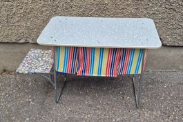 Camping Tisch mit Unterbau klappbar  60/70er Jahre