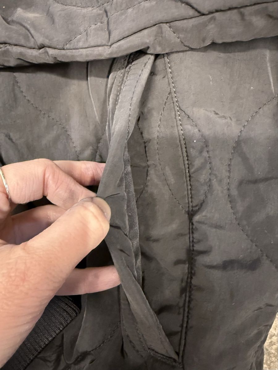 H&M Jacken: Bomberjacke schwarz Neu – Neu und originalverpackt aus Zürich von Soschi-25 2