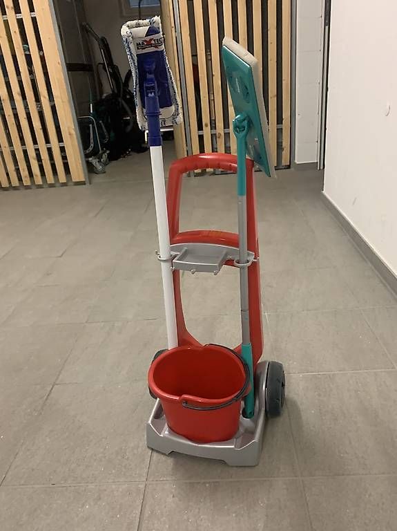 Altro per la casa: Besenwagen für Kinder – Usato da Wimmis venduto da Berni78