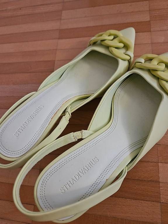 Stradivarius Scarpe da donna: Stradivarius grüne pumps – Usato da Frauenfeld venduto da Jewells-Child 4