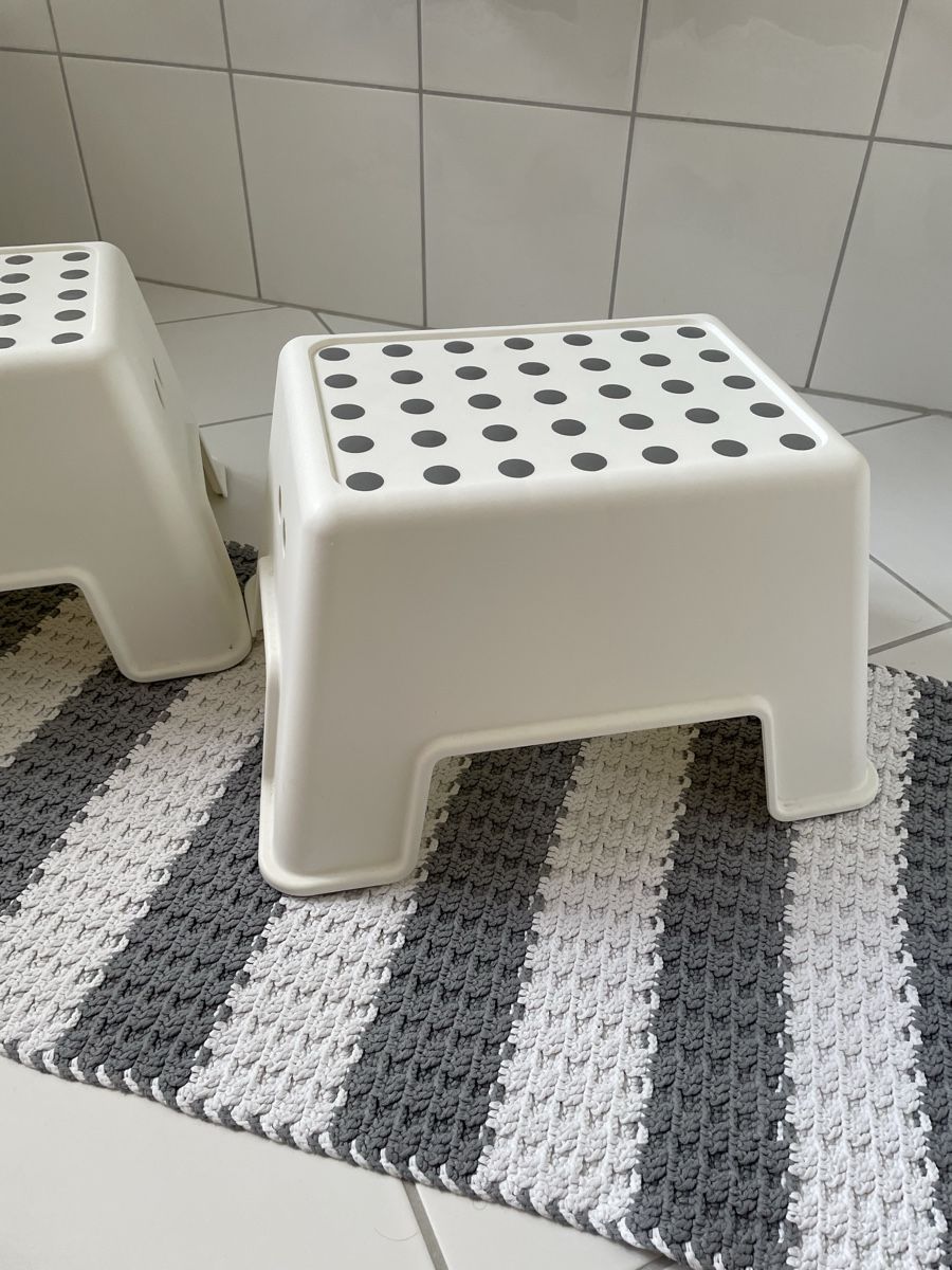 Ikea Tabourets: IKEA Tritthocker – Neuf (Voir description) à Siebnen par Starlauf