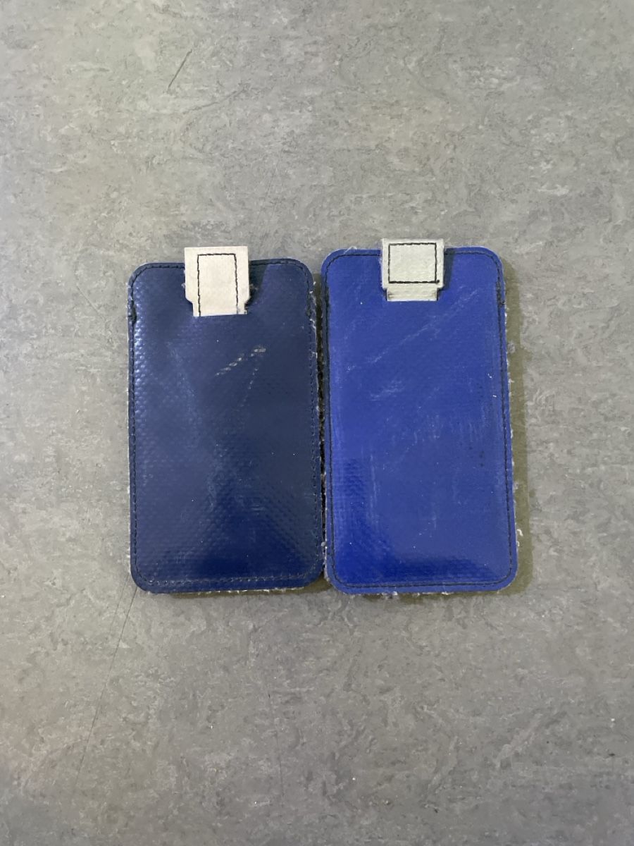 Freitag Cover & Protezioni schermo: Freitag Handy Hüllen – Usato da Kerns venduto da jol_h6f8 1