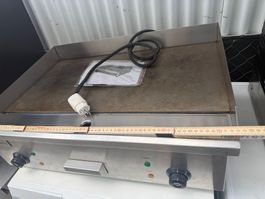 Grosser Gastro Grill mit 380V Strom geprüft für nur 399.-